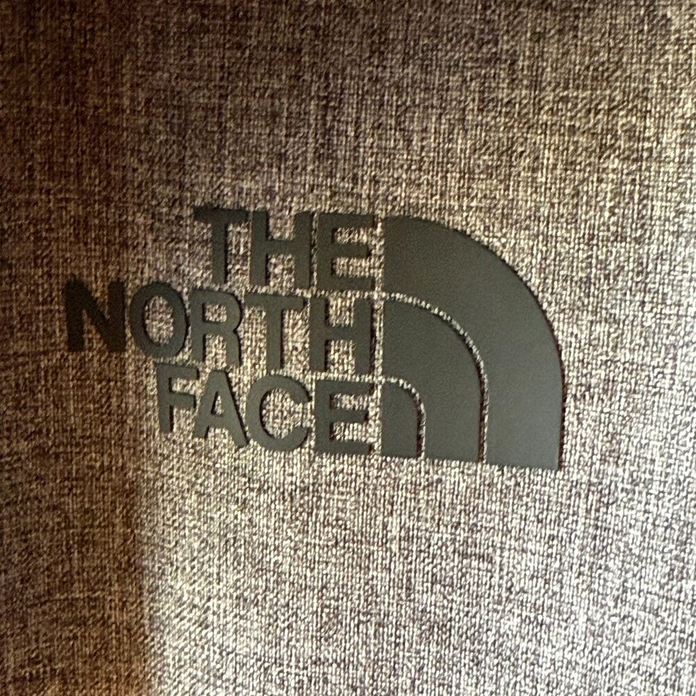 Mens Small size North Face Apex Barrier Soft Shell Jacket